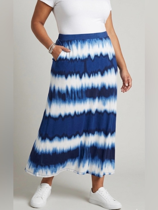 a.n.a Dresses & Skirts - a.n.a Vibrant Blue and White Skirt Size 2X